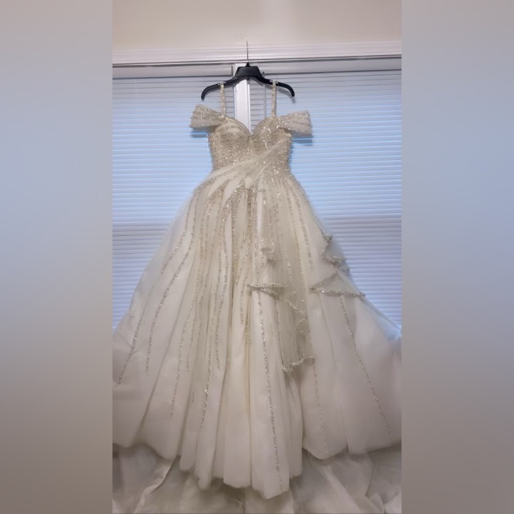 Pearly white like new wedding dress